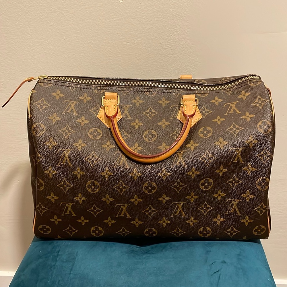 Louis Vuitton speedy 35